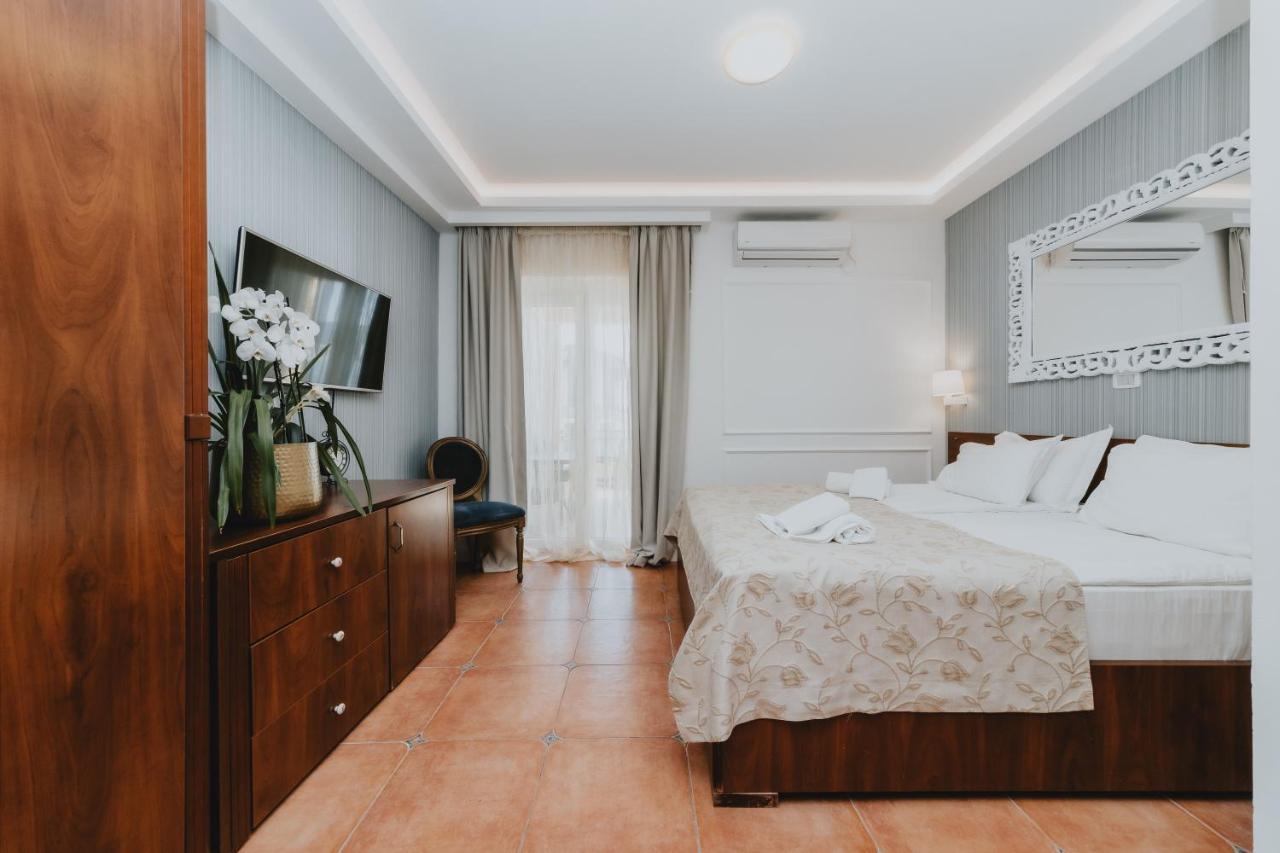 Mali Hotel Porat بودفا الغرفة الصورة