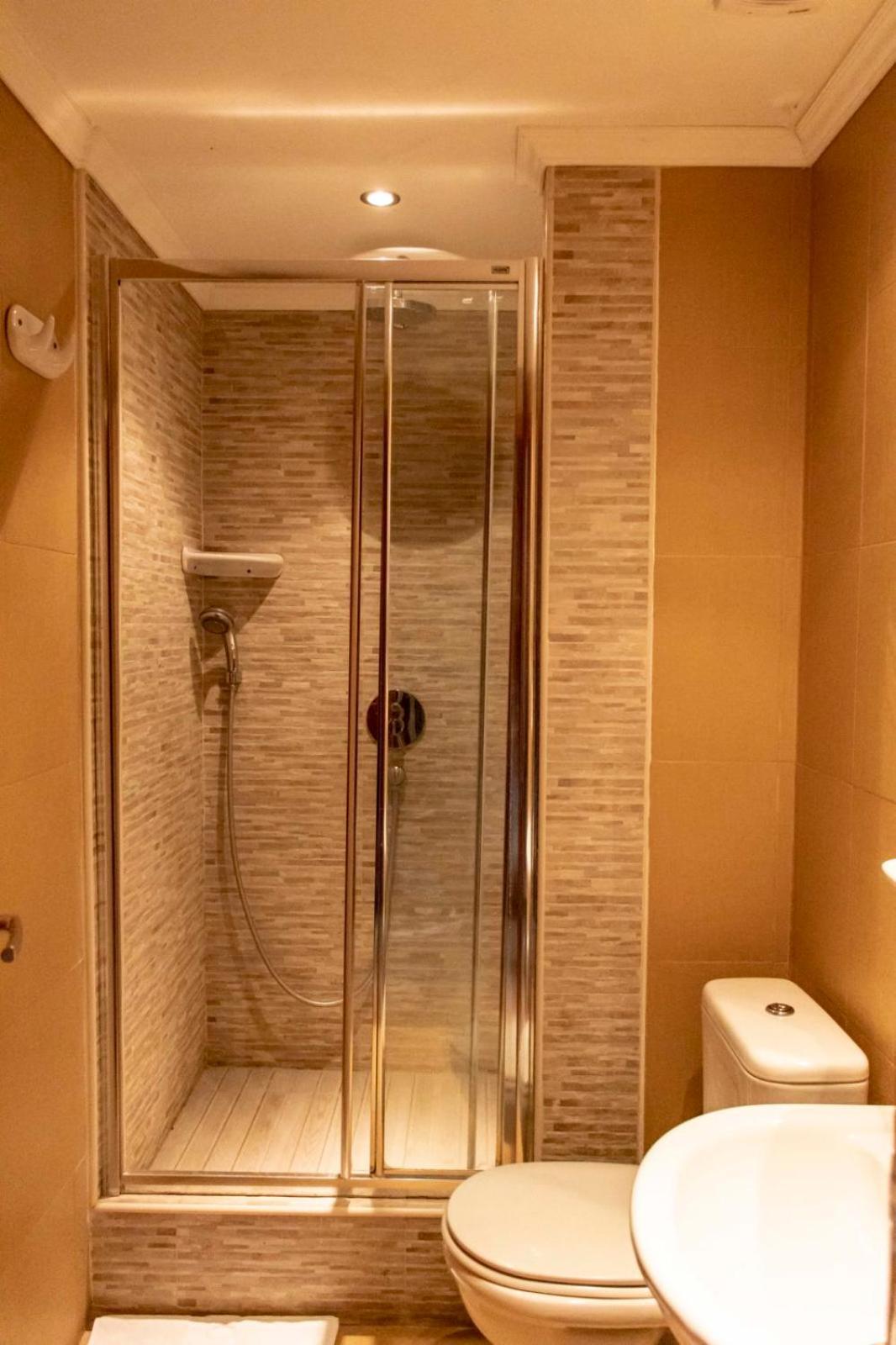 Mali Hotel Porat بودفا الغرفة الصورة