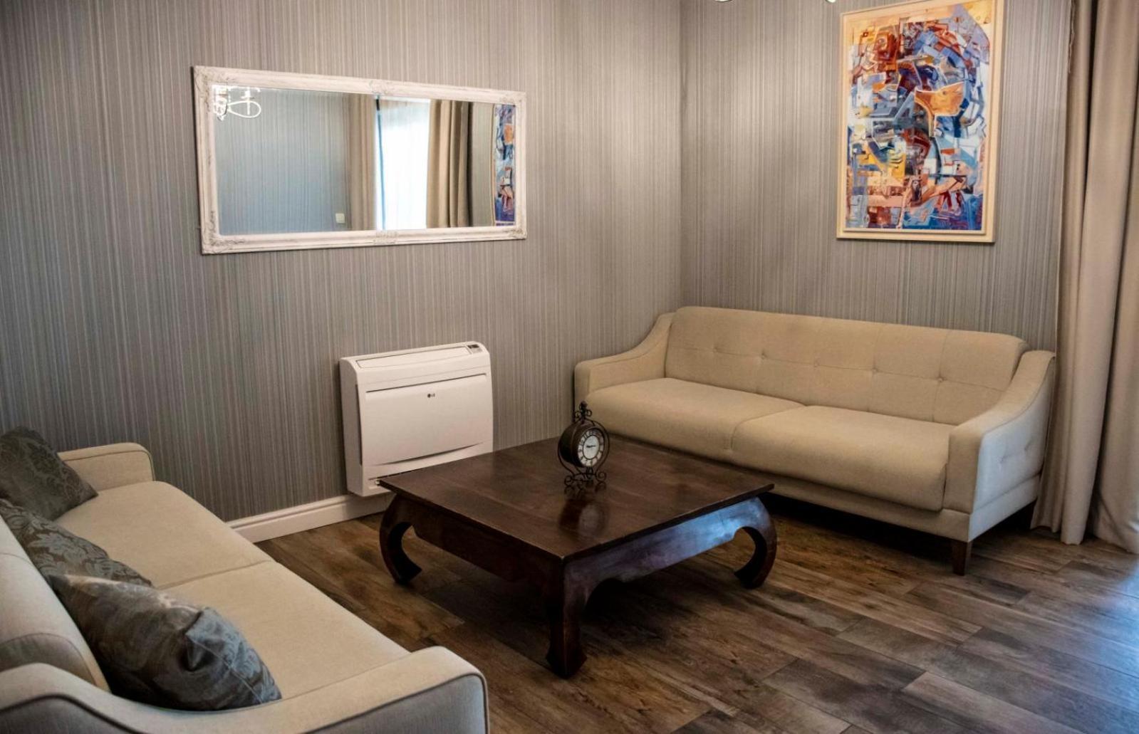 Mali Hotel Porat بودفا الغرفة الصورة