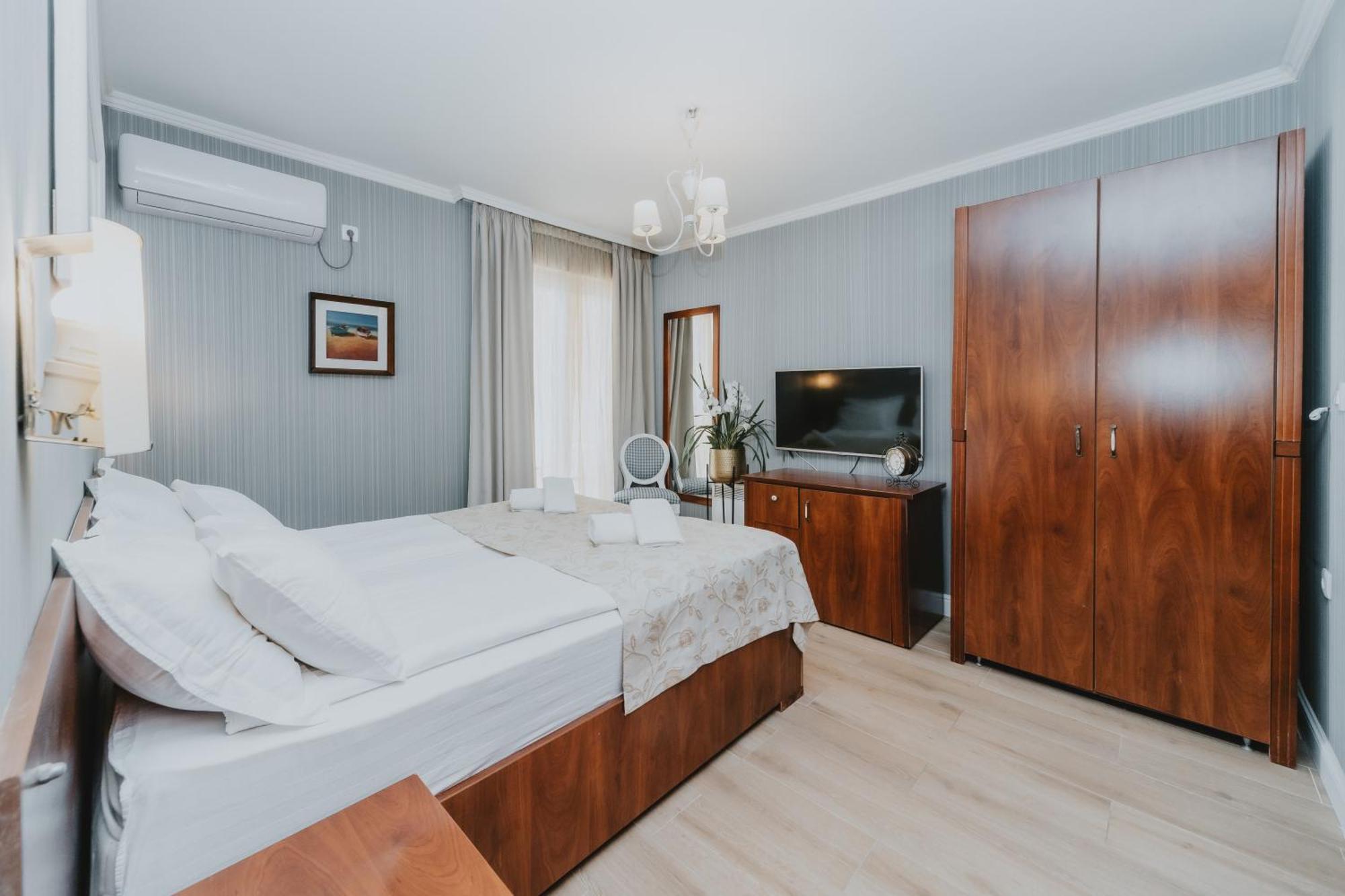 Mali Hotel Porat بودفا الغرفة الصورة